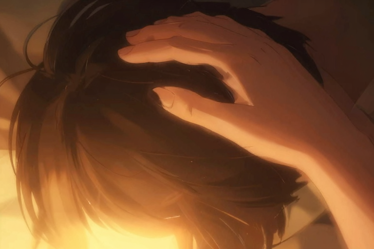 犬のように四つん這いになった人物。飼い主が頭を優しく撫でている。温かいアンバーの光、親密な空間